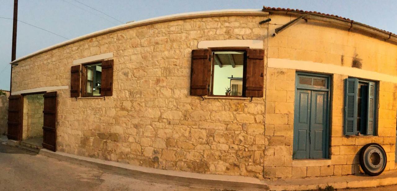 C-Elena Suite Terra Exterior foto